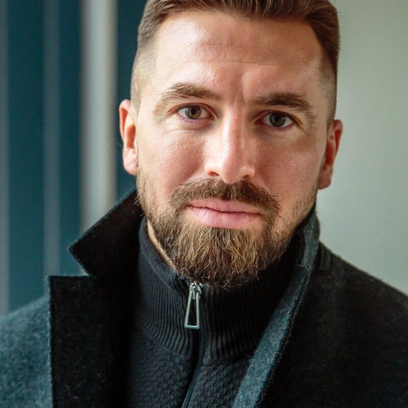 Charlie Ingall Headshot