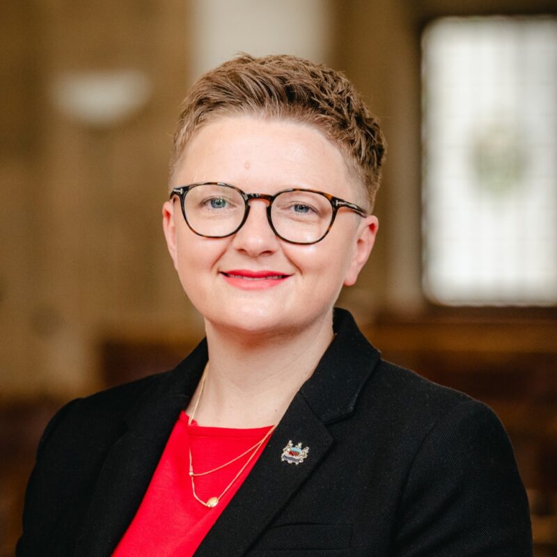 Cllr. Bev Craig Headshot