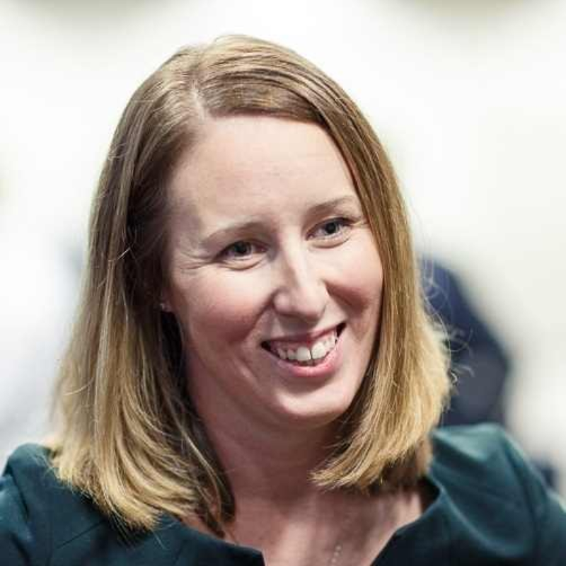 Danielle Gillespie Headshot