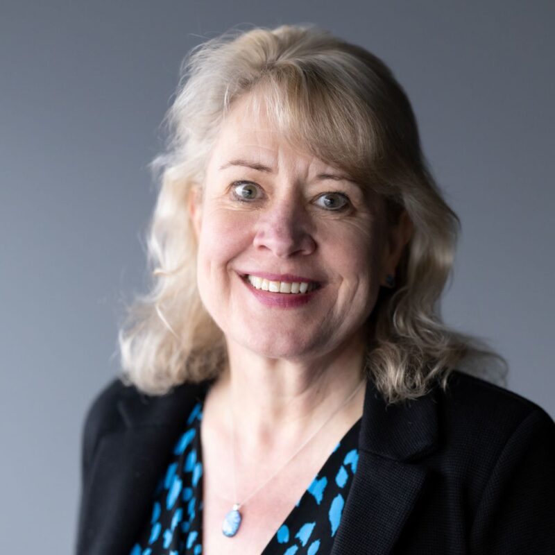 Karen Hirst Headshot